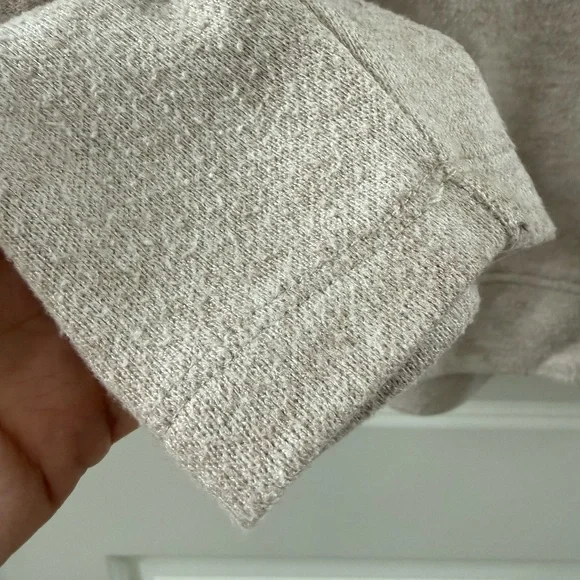 Universal Thread Cozy Tan women’s size Medium loungewear hoodie - Picture 4 of 5